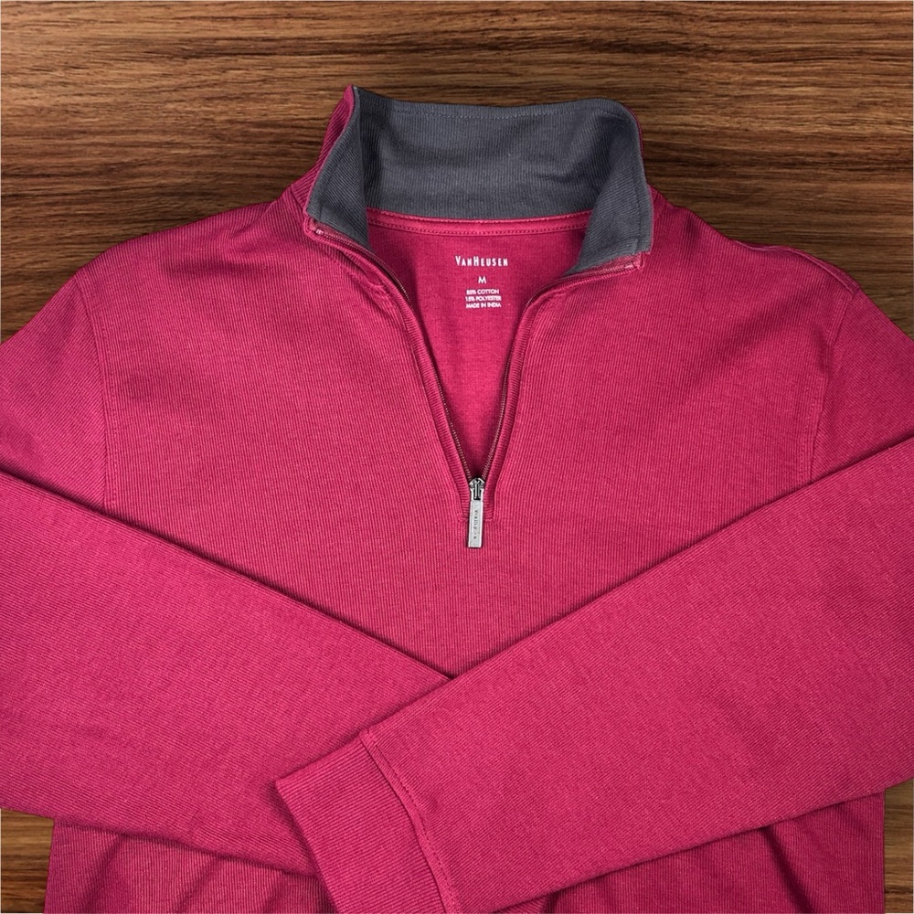 Van Heusen Men’s Medium Red 1/4 Zip Top. - Picture 2 of 10